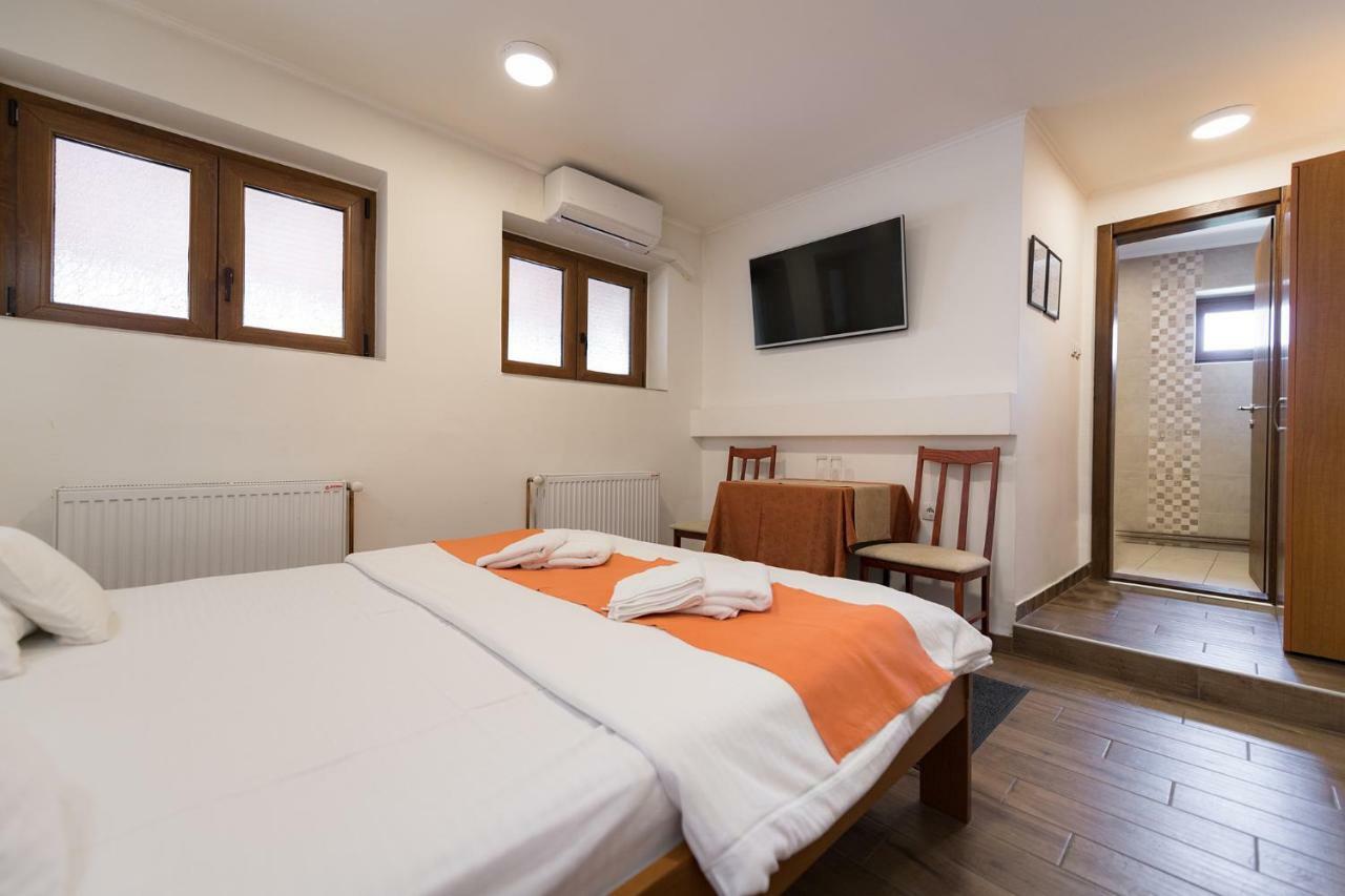 Rooms Gat Subotica Bagian luar foto